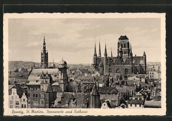 AK Danzig Blick auf das Rathaus, die Sternwarte und St. Marien 1943.jpg
